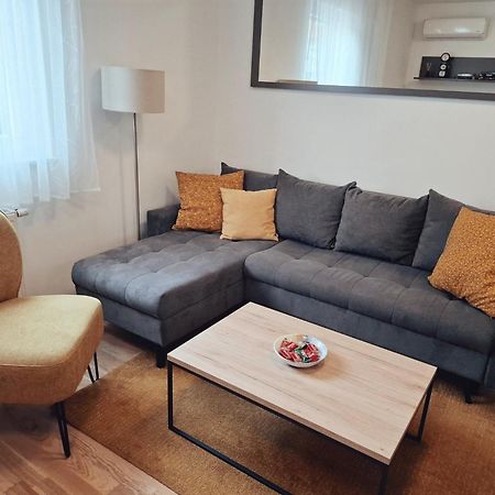 Apartman West Zen Zagreb Buitenkant foto