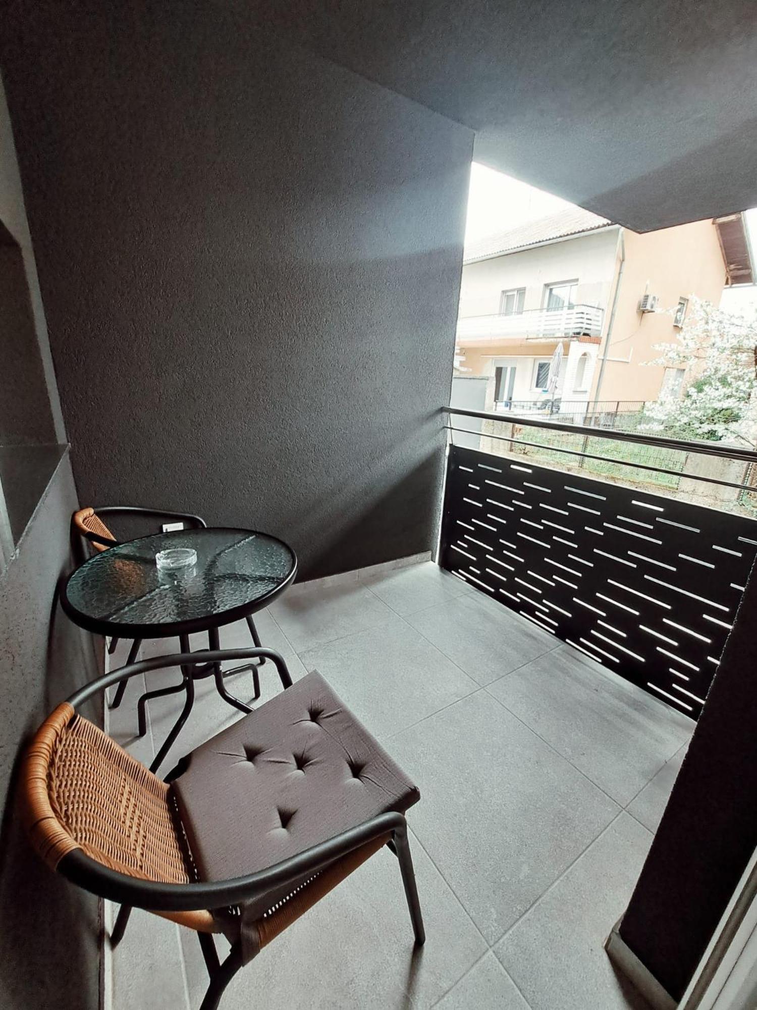 Apartman West Zen Zagreb Buitenkant foto